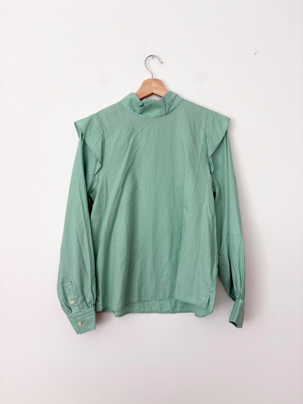 Everlane wing shoulder mock neck green blouse - Picture 2 of 6